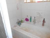 Bathroom 1 - 7 square meters of property in Brenthurst