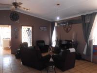 Lounges - 27 square meters of property in Brenthurst