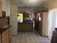 Kitchen - 29 square meters of property in Westonaria