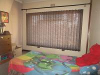 Bed Room 1 - 12 square meters of property in Westonaria