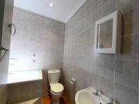 Main Bathroom - 5 square meters of property in Kosmosdal