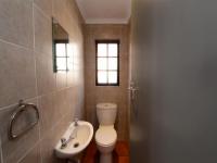 Guest Toilet - 3 square meters of property in Kosmosdal
