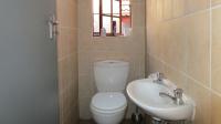 Guest Toilet - 3 square meters of property in Kosmosdal