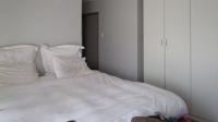 Main Bedroom - 17 square meters of property in Kosmosdal