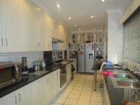 Kitchen - 32 square meters of property in Brackendowns