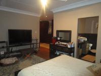 Main Bedroom - 53 square meters of property in Brackendowns