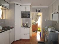 Kitchen - 32 square meters of property in Brackendowns