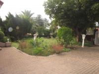 Garden of property in Brackendowns