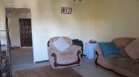 Lounges - 17 square meters of property in Parkhill Gardens