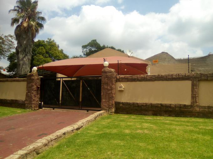3 Bedroom House for Sale and to Rent For Sale in Van Riebeeckpark - Home Sell - MR186559