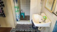 Bathroom 1 - 7 square meters of property in Mandini