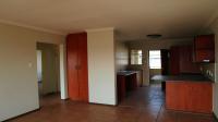 Lounges - 18 square meters of property in Emalahleni (Witbank) 