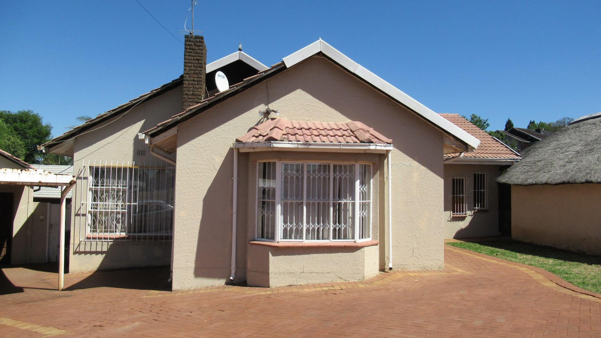 Front View of property in Constantia Kloof