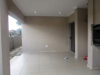 Patio - 15 square meters of property in Brakpan