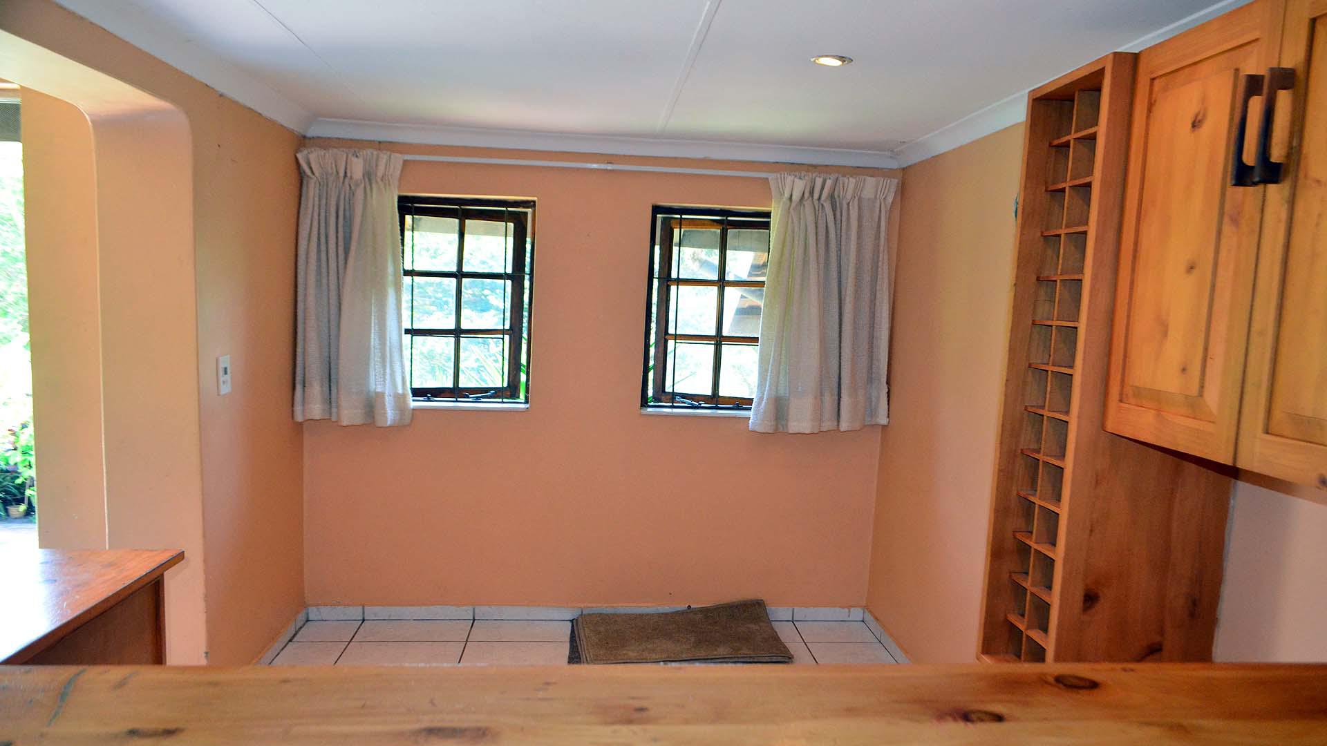 Entertainment - 8 square meters of property in Melville KZN