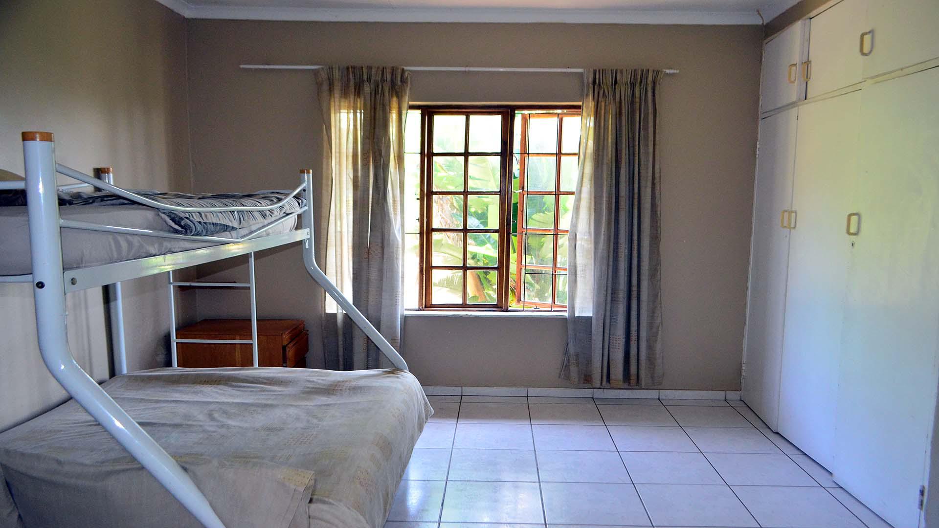 Bed Room 4 - 24 square meters of property in Melville KZN