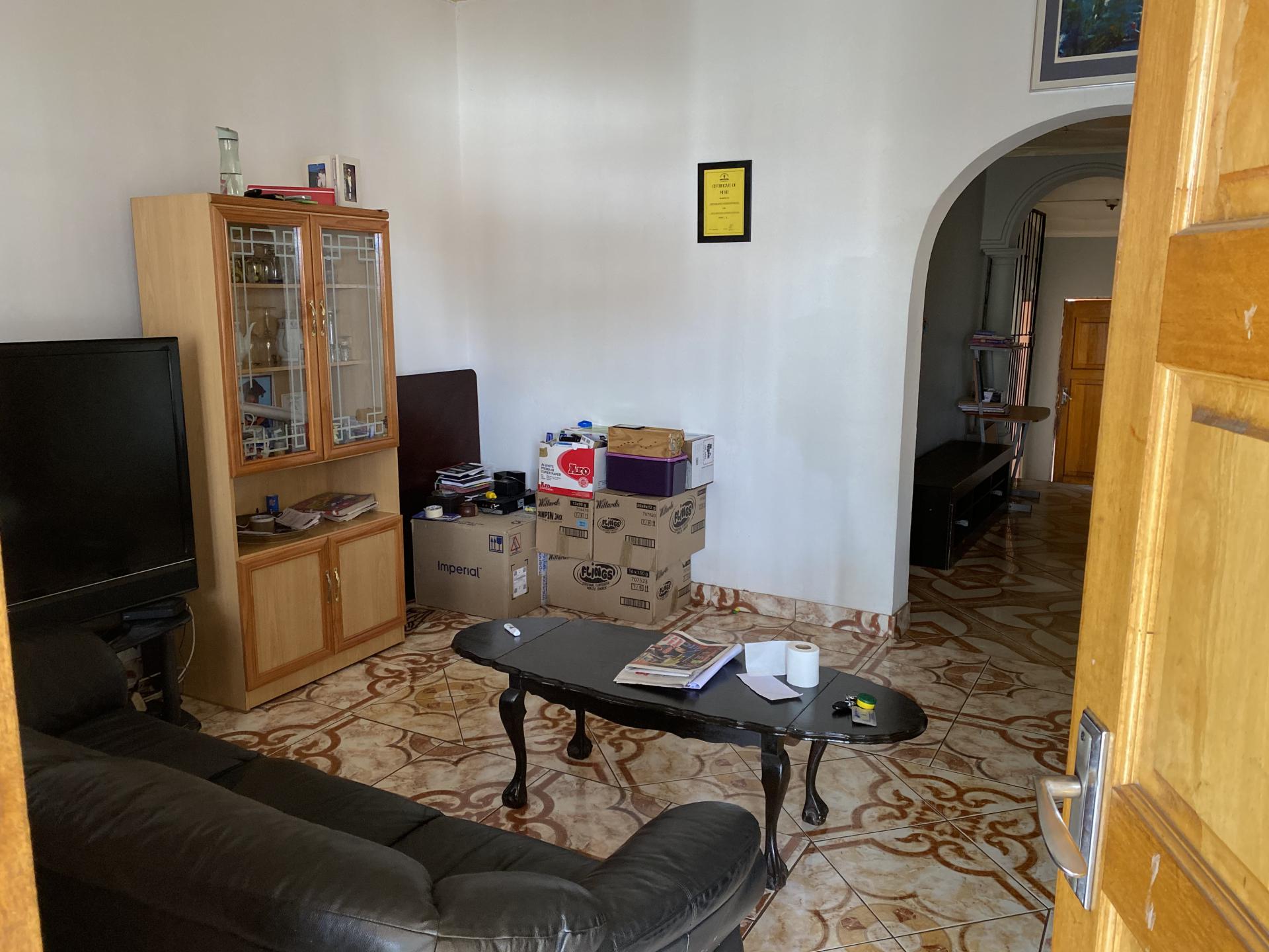 Lounges of property in Brixton