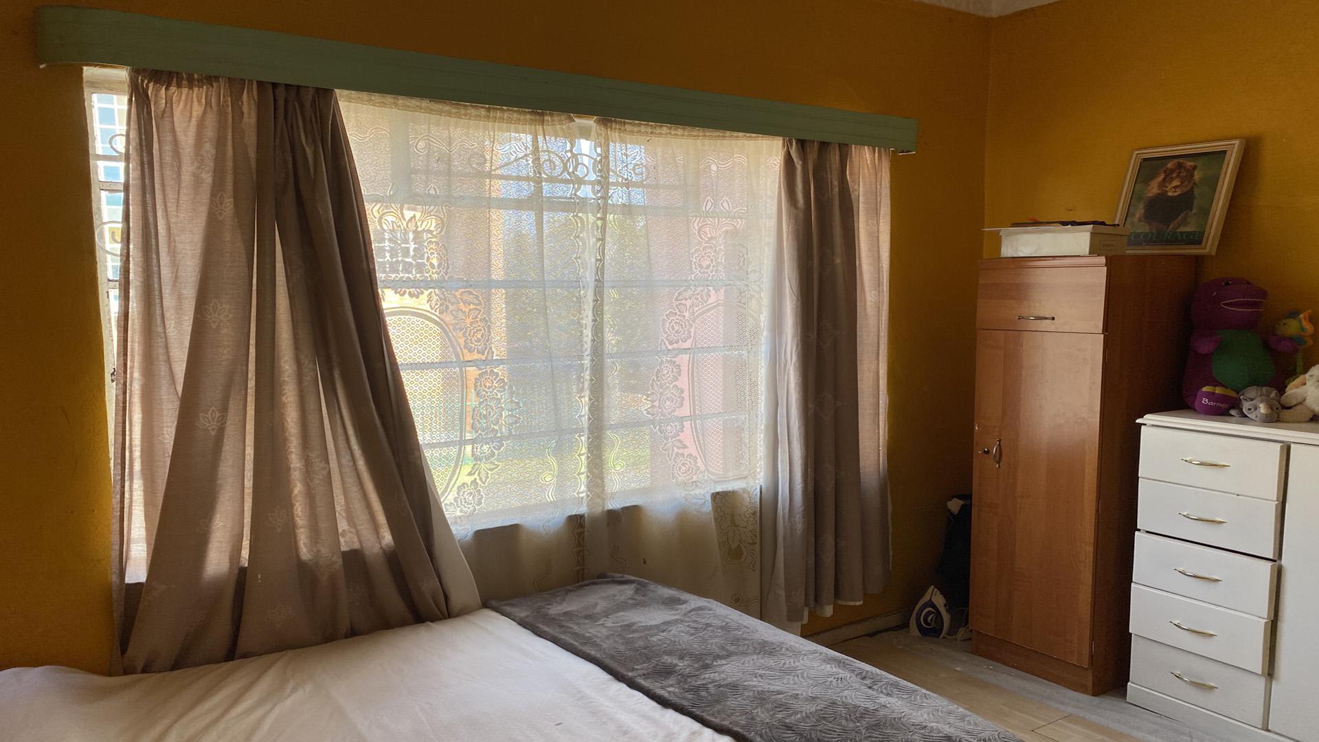 Bed Room 2 of property in Brixton