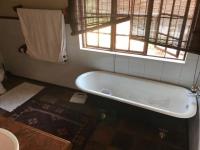 Bathroom 1 - 8 square meters of property in Benoni