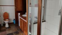 Bathroom 2 - 7 square meters of property in Benoni
