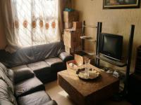 Lounges - 11 square meters of property in Vosloorus
