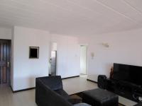 Lounges - 28 square meters of property in Little Falls