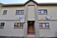 2 Bedroom 1 Bathroom Flat/Apartment for Sale for sale in Sonheuwel