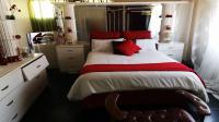 Main Bedroom - 20 square meters of property in Grootvlei