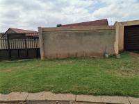 Front View of property in Vosloorus