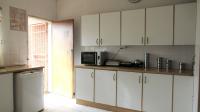 Kitchen - 16 square meters of property in Regents Park