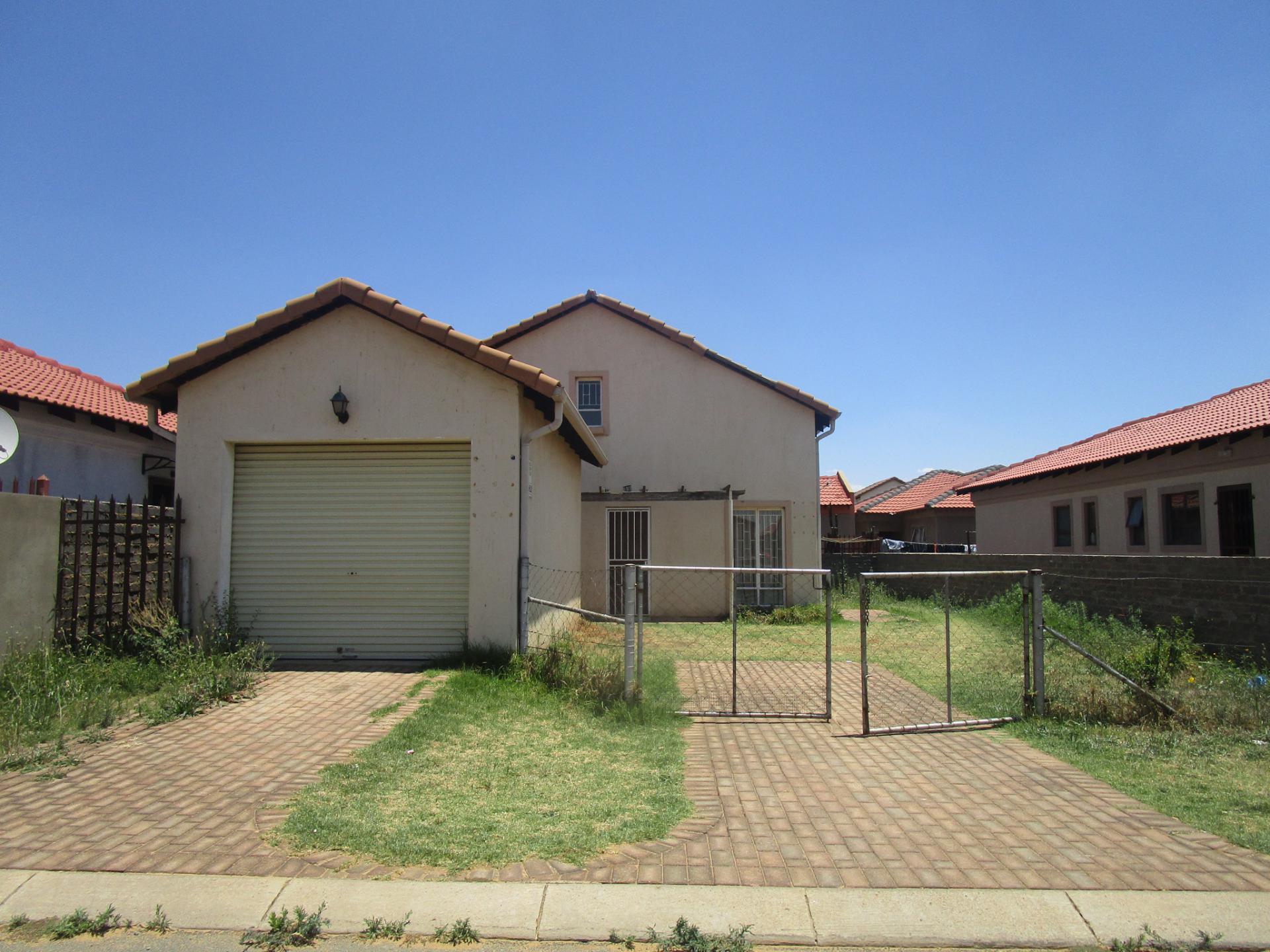 Front View of property in Vanderbijlpark