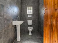 Bathroom 1 - 2 square meters of property in Krugersdorp