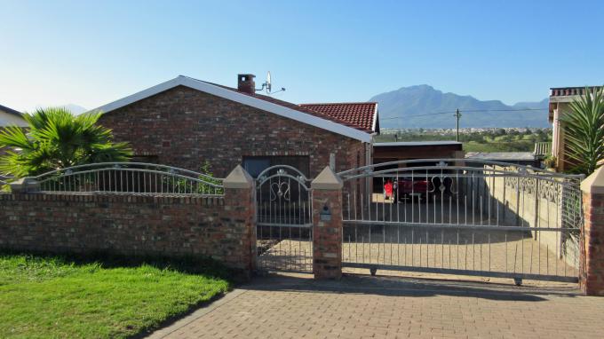 3 Bedroom House for Sale For Sale in Pacaltsdorp - Home Sell - MR188445