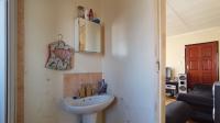 Bathroom 1 - 4 square meters of property in Cosmo City