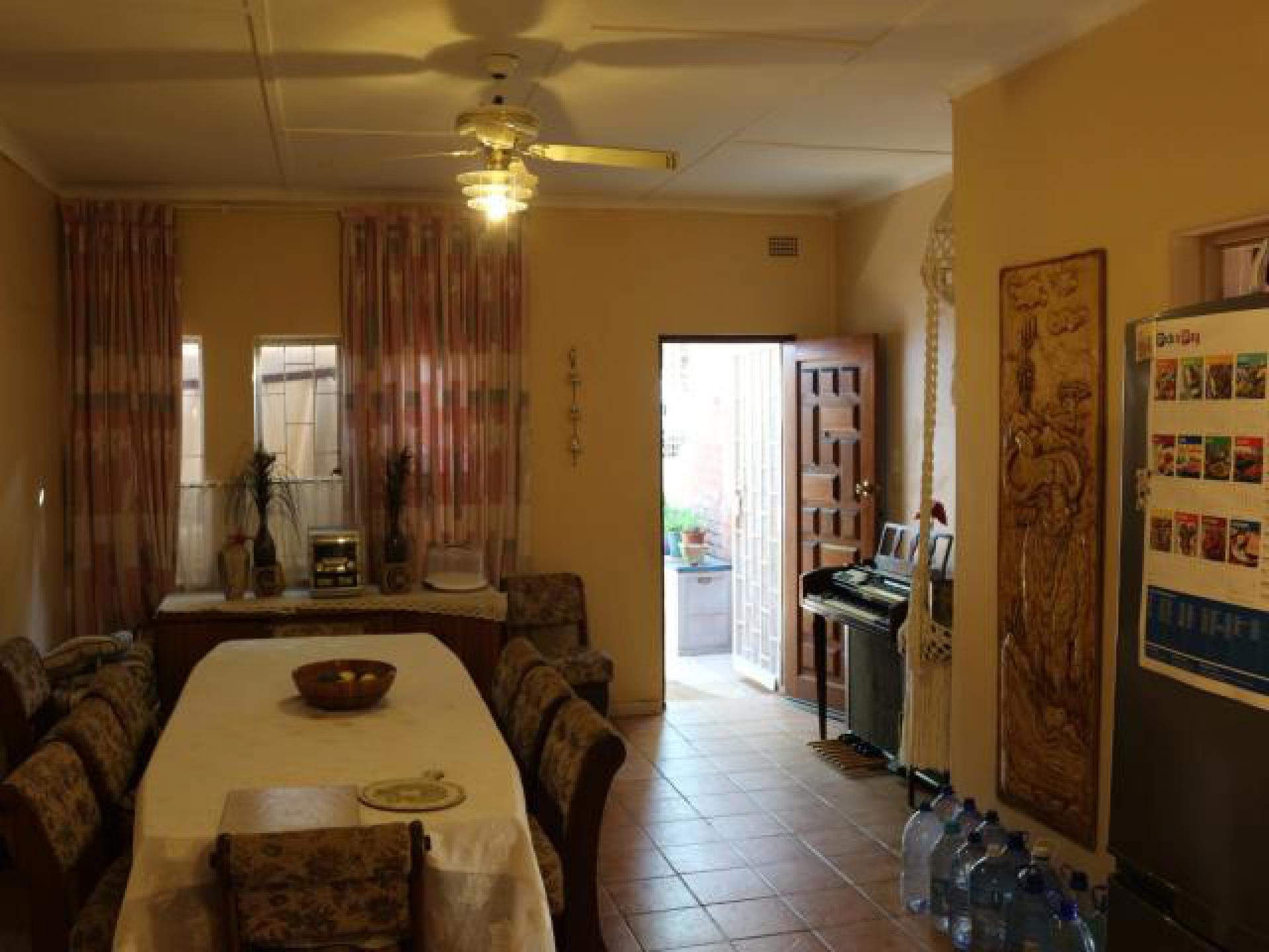 Dining Room of property in Barberton
