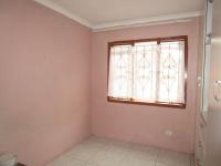 Bed Room 1 - 12 square meters of property in Ennerdale