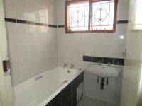Bathroom 1 - 3 square meters of property in Ennerdale
