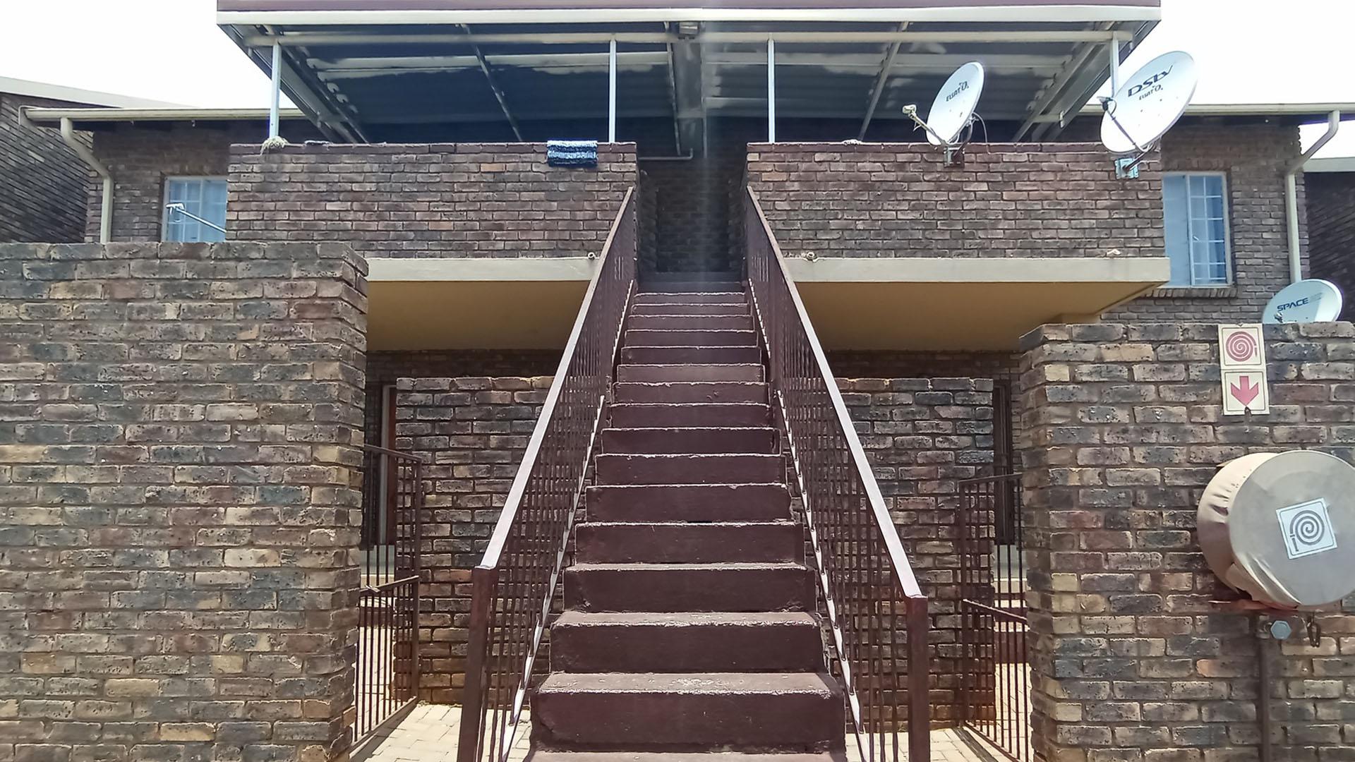 Front View of property in Proclamation Hill