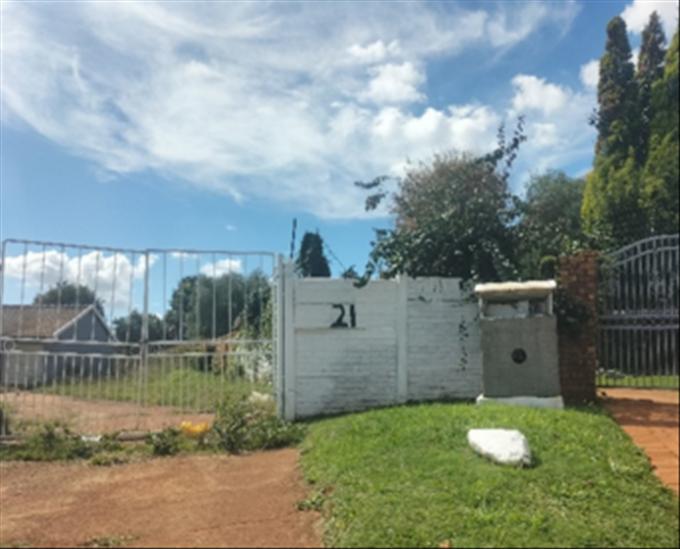 Standard Bank SIE Sale In Execution 2 Bedroom House for Sale in Lenasia South - MR189048