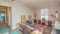 Lounges - 28 square meters of property in Port Elizabeth Central