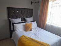 Bed Room 2 of property in Pimville