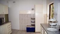 Kitchen - 12 square meters of property in Amanzimtoti 