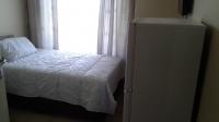 Bed Room 2 - 11 square meters of property in Amanzimtoti 