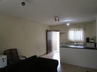 Kitchen - 8 square meters of property in Whitney Gardens