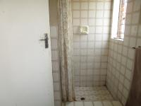 Main Bathroom - 5 square meters of property in Birchleigh North