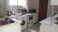 Kitchen - 40 square meters of property in Brackendowns