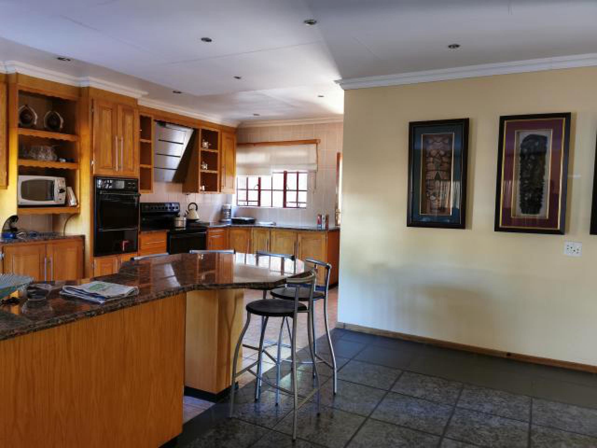 Kitchen of property in Amandasig