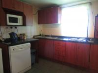 Kitchen - 9 square meters of property in Valley Settlement