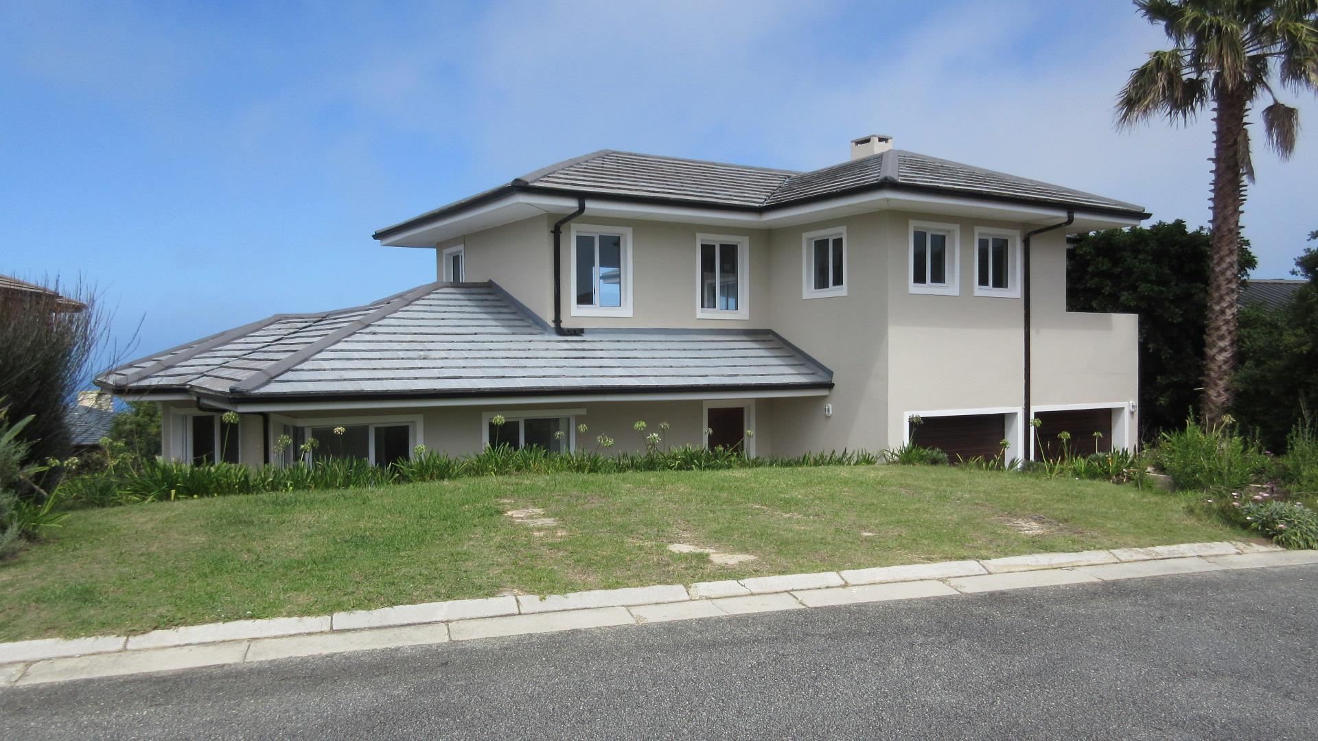 Front View of property in Sparrebosch