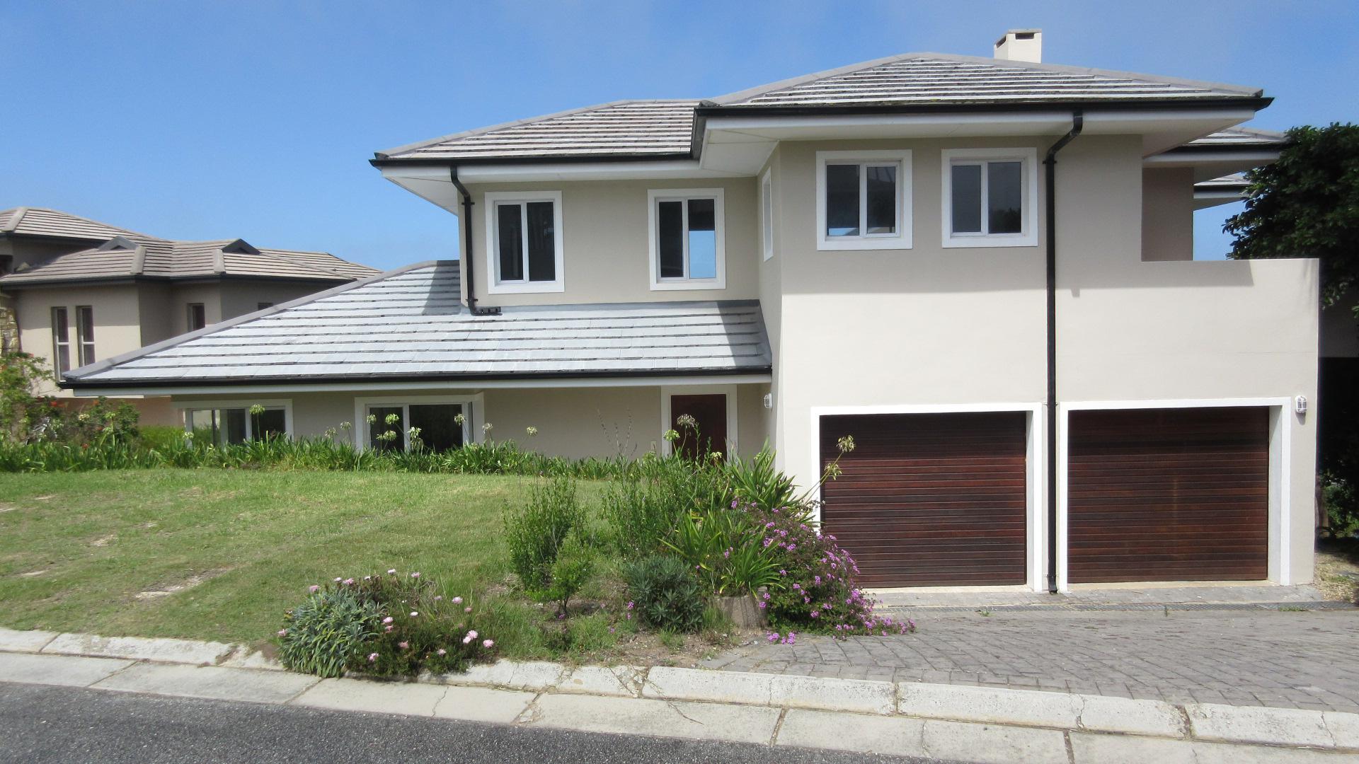 Front View of property in Sparrebosch